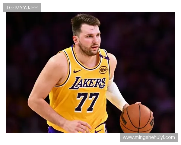 东契奇复出轰44+12+6里夫斯发威湖人力克灰熊取胜再奏凯歌